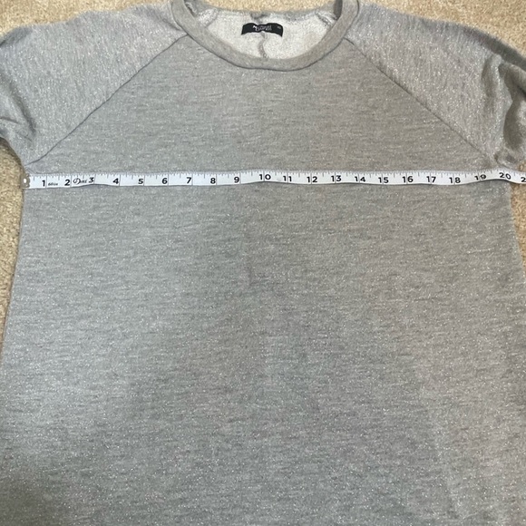 NWT oversized grey with silver metallic threads size XS - Picture 5 of 9